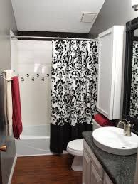 Black And Grey Bathroom Decor Ideas The Beauty Black And White Bathroom Decor Ideas With Modern Black And White Bathroom Accessories Design At Ap White Bathroom Decor Bathroom Red Bathroom Colors