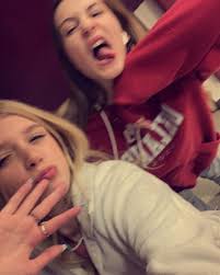 Worry less Smile more :)🚮📸