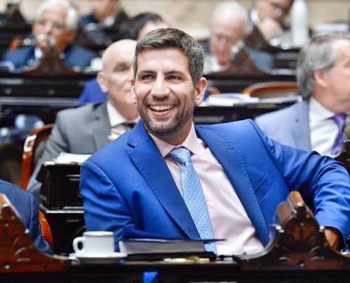 Elige un trabajo que te guste y no tendrás que trabajar ni un día de tu vida! El placer de poder representar a los jujeños y decirles en la cara a la