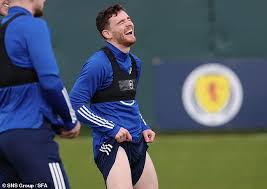 #france98 to #euro2020 scotland the brave yaaaaaaasss!!!! Andy Robertson Urges Scotland To Seize Their Moment And Reach Their First Tournament In 23 Years Aktuelle Boulevard Nachrichten Und Fotogalerien Zu Stars Sternchen