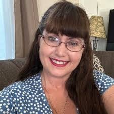 Amanda Vanover's Instagram, Twitter & Facebook