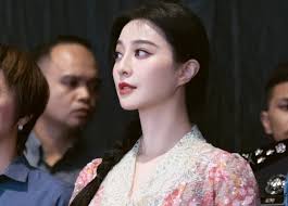 Bị thất sủng ở quê nhà, Phạm Băng Băng được săn đón tại Đông Nam Á