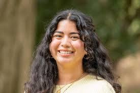 Mara Cabrera's Instagram, Twitter & Facebook