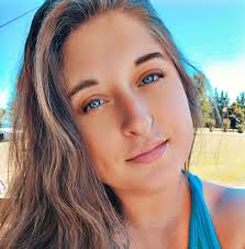 Kristen Elaine (@kristen.e.cain) • Facebook