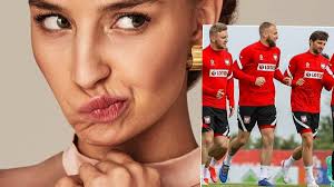 88,587 likes · 168 talking about this. Julia Wieniawa Mogla Zostac Jedna Z Wags Czyje Zaloty Odrzucila