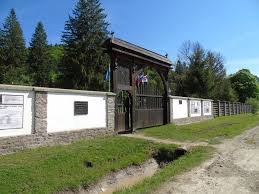 Temperatura și umiditatea aerului, presiunea, viteza și direcția vântului, precipitații, răsărit de soare, apus de soare, rasaritul lunii, luna set. NoutÄÈi Despre Valea Uzului C