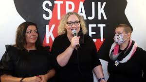 Informację jako pierwsze podało tvp info, a później potwierdził ją onet. Marta Lempart Czy Ja Wygladam Na Osobe Ktora Szczegolnie By Sie Czegos Bala