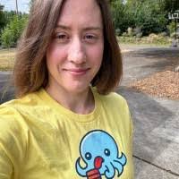 Melanie Payton's Instagram, Twitter & Facebook