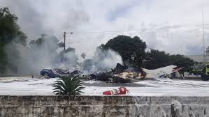 A través de un comunicado, el equipo informó que el presidente de palmas, lucas meira, junto con los jugadores lucas praxedes, guilherme noe, ranule y marcus molinari, fallecieron en el accidente, así como el piloto de la aeronave. Asi Se Encuentra El Sobreviviente Del Accidente Aereo Noticias Paraguay