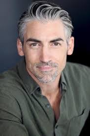 Kevin Kurz's Instagram, Twitter & Facebook