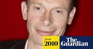 The andrew marr show is bbc one's flagship sunday morning talk show presented by andrew marr, previously the bbc's political editor. Andrew Marr Says Bloggers Are Inadequate Pimpled And Single Andrew Marr The Guardian