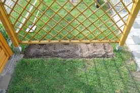 Paletten sichtschutz bauanleitung zum selber bauen selber machen diy gartenprojekte gartengestaltung ideen diy gartendekoration. Rankgitter Fur Rosen Als Sichtschutz Selber Bauen Hausbau Blog