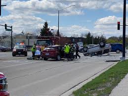 The cars stopped for a traffic light at gandy boulevard, then sped north on bayshore. Photos Crash With Rollover At Weathersfield Roselle Journal Topics Media Group