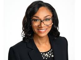 Jamie Pond's Instagram, Twitter & Facebook