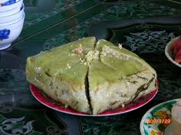 Ban Tet New Year Cake Although It Is Not Cake At All Sticky Rice And Bean Curd Food Bean Curd New Year S Cake