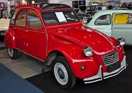 Broken ribs are most commonly caused by direct impacts — such as those from motor vehicle accidents, falls, child abuse or contact sports. Citroen 2cv Wikipedia