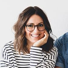 Nadine Horn's Instagram, Twitter & Facebook