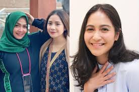 Nagita slavina cosmetics, rawang, selangor. Her Sister Is Married To Sultan Andara And Earns Tens Of Billions Per Month Nagita Slavina S Younger Sister Is Not Less Twisted The Classy Position Of Caca Tengker Is Not Playing Games