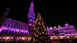 À sélestat, la magie de noël opère le village de noël à sélestat crée une ambiance féerique sur les différentes places de la ville. Interdit De Manger Boire Et Fumer Sur La Grand Place De Bruxelles L Echo