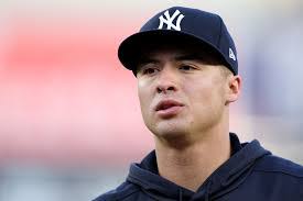 Ralph Dente's Instagram, Twitter & Facebook