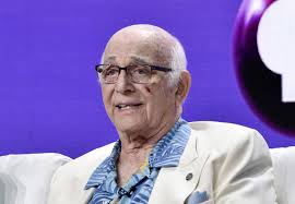 Gavin MacLeod, captain of 'Love Boat,' dies at 90