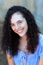 Giselle Fernandez's Instagram, Twitter & Facebook