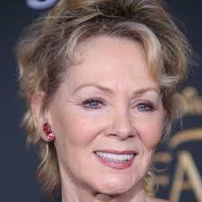 Jean smart, right, plays a veteran comedian in hacks. hannah einbinder, left, is her new employee. Jean Smart Bio Family Trivia Famous Birthdays