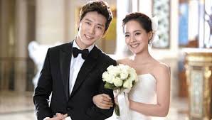5 actors rejected the role of yoo si jin played by song joong ki in descendants of the sun #songjoongki #송중기 #descendantsofthesun #hyunbin. Korean Drama Actors And Actresses Who Are Married In Real Life Hubpages
