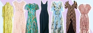 Scoprite in questa gallery tutti i nuovi abiti da cerimonia lunghi del 2018 tra i quali potrete trovare quello che potrebbe fare al caso vostro. Abiti Lunghi Ed Eleganti 10 Modelli Da Cerimonia Per La Primavera 2018