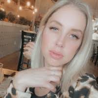 Jessica Wightman's Instagram, Twitter & Facebook