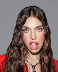 Kasey Odell's Instagram, Twitter & Facebook