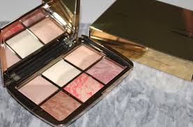 Hourglass ambient lighting edit universe unlocked palette gives a soft glow and the radiance it imparts is unmatchable. Hourglass Ambient Lighting Edit Universe Swatches Holiday 21