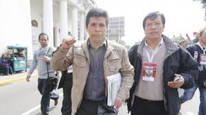 El primer lugar del candidato de extrema izquierda pedro castillo en la primera vuelta de las elecciones presidenciales de perú escenifica el abismo que desde tiempos coloniales divide a la. Populism Updates On Twitter This Is Pedro Castillo
