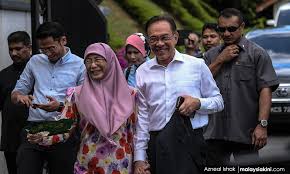 Tengku zulpuri shah bin raja puji (jawi: Malaysiakini Live Kedah Cabinet Holds Meeting At Mb S Residence