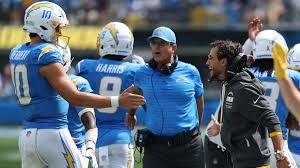 Insider Gets Brutally Honest on Chargers’ Justin Herbert, Mike McDaniel Pairing