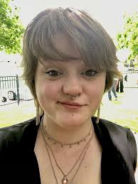 Kaitlin Welsh's Instagram, Twitter & Facebook