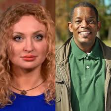 Caesar y Natalie, 90 días: solución de vida para solteros. César parece un  poco "apagado", pero ama a las mujeres ucranianas, Natalie está claramente  clínicamente loca, pero es de Ucrania. ¿Pensamientos? :