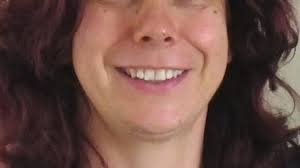 Rosa Canela i Balsebre: “Cal recordar que som una societat que cada cop  celebra més pel civil”