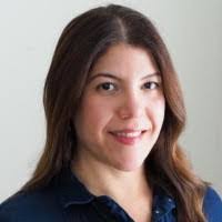 Jennifer Laing's Instagram, Twitter & Facebook