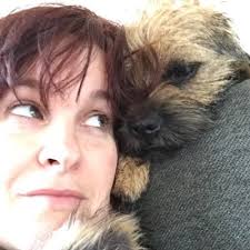 Eleanor Taylor (@Eleanoriscomms)