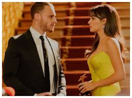 Nefretle başladık senle yediremedim kendime bekliyorum açmayı n'olurdu çalsan kapımı. Sen Cal Kapimi Season 2 Plot Summary Reveals 5 Major Details Of The Hande Ercel And Kerem Bursin Starrer Times Of India