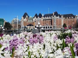 Empress Hotel Victoria Bc Interior Design Of Hotel By Deborah Lloyd Forrest Enjoyed High Tea Here Several Years Back Ph Empress Hotel House Styles Mansions