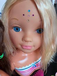 Nancy bustos para Peinar 2 unidades de segunda mano por 55 EUR en  Guadalajara en WALLAPOP