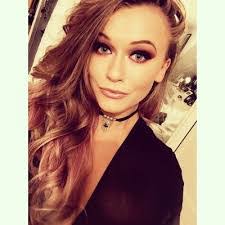 Carly Pike's Instagram, Twitter & Facebook