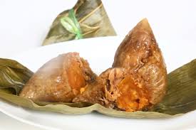 An easy recipe for one of your favorite take out foods: Hoo Kee Rice Dumplings Bak Chang With Michelin Bib Gourmand At Amoy Street Food Centre Bukit Merah Central Danielfooddiary Com