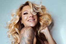 Becky Hutton's Instagram, Twitter & Facebook