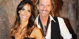 Jorge facundo arana tagle (31 de marzo de 1972), es un actor y músico argentino, conocido por sus papeles protagónicos en series televisivas como chiquititas, muñeca brava, yago, pasión morena, 099 central, padre coraje, sos mi vida, vidas robadas y farsantes, entre otras. Maria Susini Salio En Defensa De Facundo Arana