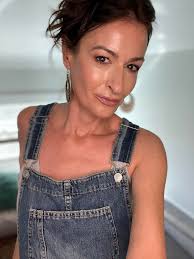 Oh summer. You beauty. Naomi, Jenna, Britt and Sarah looking fabulous. Soo  much summer and a lot of this will grace the catwalk tomorrow at fashion  week, plus some high summer aswell