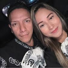 Karen y Chris El Dúo Mágico