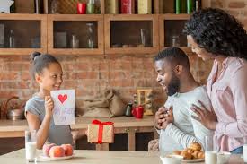 Te proponemos increíbles y personales regalos para esa fecha tan especial. Dia Del Padre Regalos Creativos Que Le Encantaran A Papa A En Su Dia Mamaslatinas Com